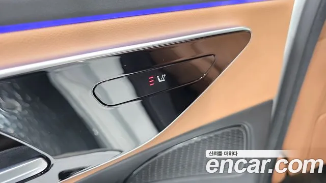 Mercedes-Benz E-Class — Фото автомобиля 22
