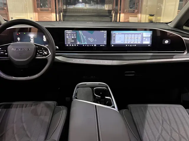 Maxus G90 — Фото автомобиля 23