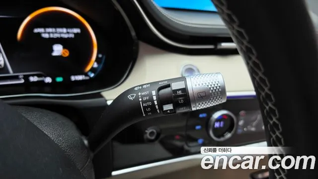 Genesis GV70 — Фото автомобиля 29