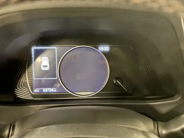 Lexus UX — Фото автомобиля 4