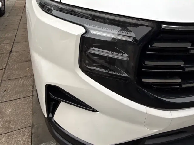 Ford Edge — Фото автомобиля 4