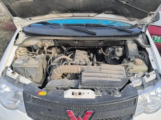 Wuling Hongguang — Фото автомобиля 10