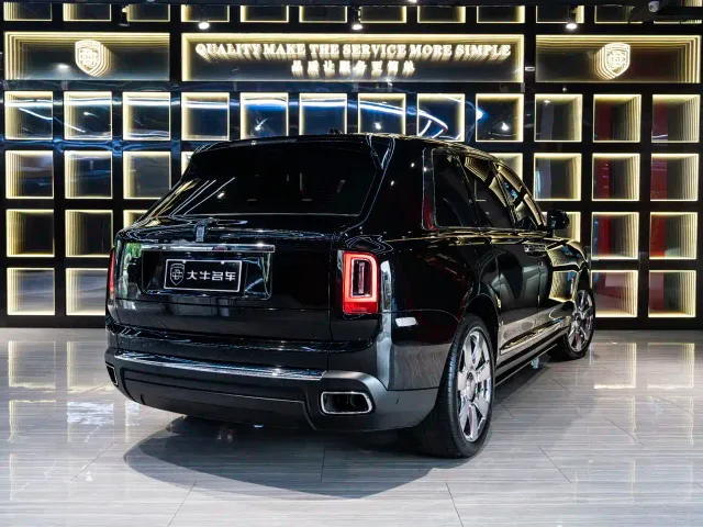 Rolls-Royce Cullinan — Фото автомобиля 6