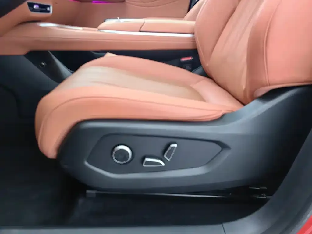 Deepal Deepal S07 2024 215Max Qiankun Intelligent Driving ADS SE Range Extender — Фото автомобиля 20