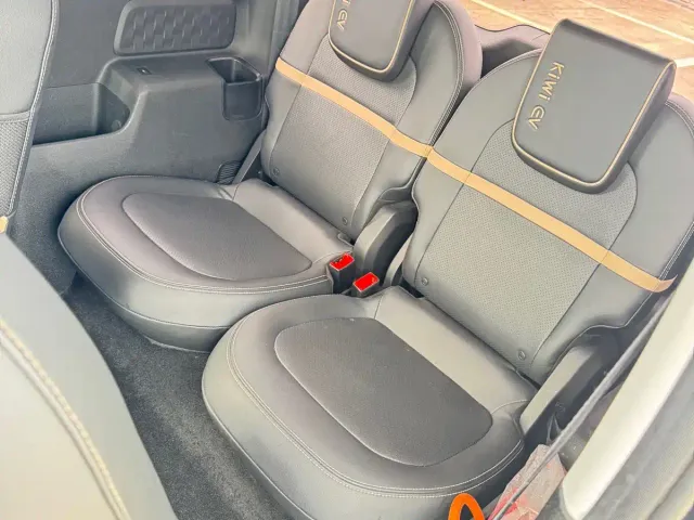 Baojun KiWi EV — Фото автомобиля 10