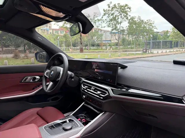 BMW 3 Series — Фото автомобиля 5