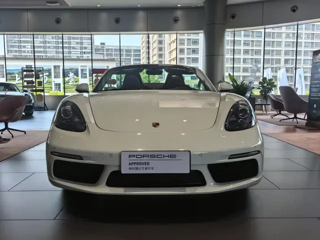Porsche 718 — Фото автомобиля 8