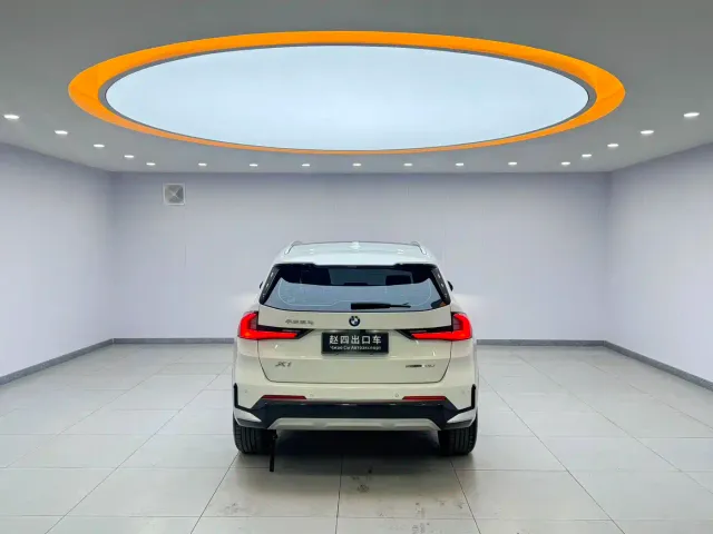 BMW X1 — Фото автомобиля 5