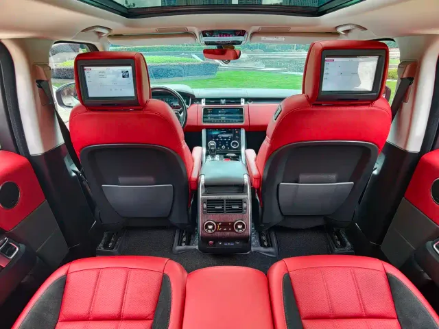 Land Rover Range Rover Sport — Фото автомобиля 7