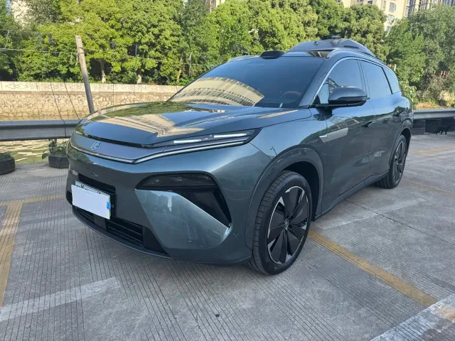 Фотография автомобиля — BYD Tang L
