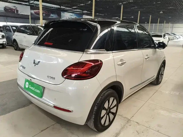 Wuling Bingo — Фото автомобиля 6