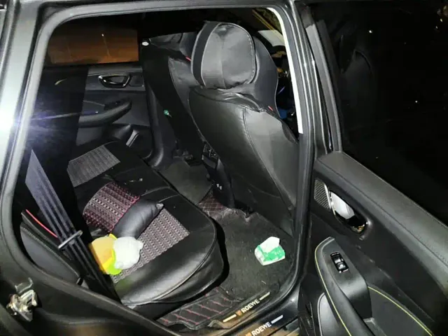 Roewe RX5 — Фото автомобиля 11