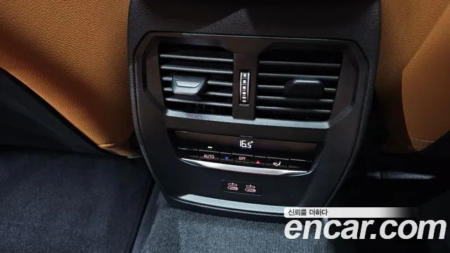 BMW 3-Series 3 серия (G20) 320i M Sport — Фото автомобиля 26
