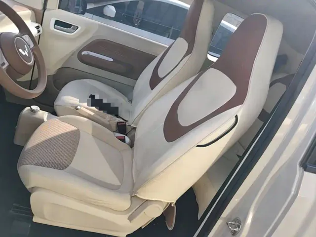 Wuling Hongguang Mini EV — Фото автомобиля 14