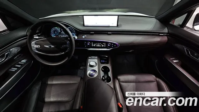 Genesis GV70 — Фото автомобиля 10