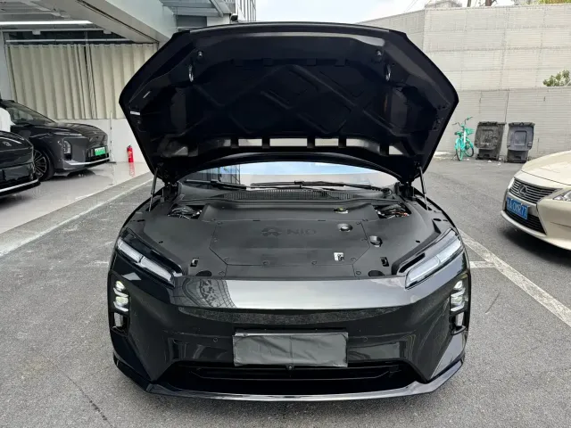 Nio ET5 Touring — Фото автомобиля 10