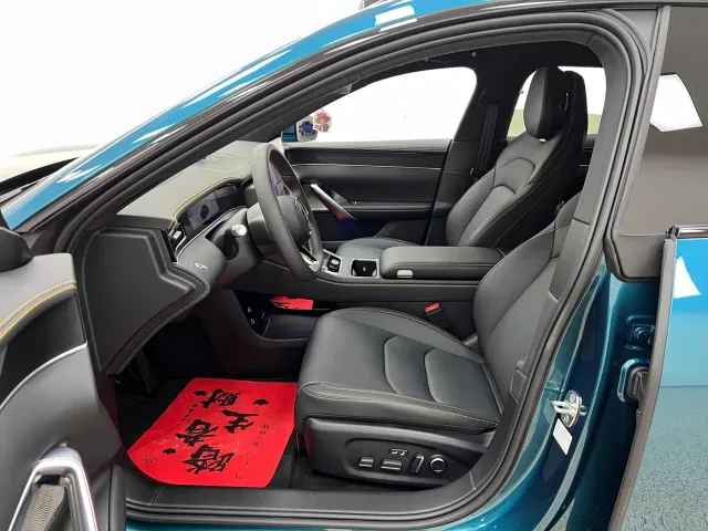Shangjie Z7T — Фото автомобиля 15