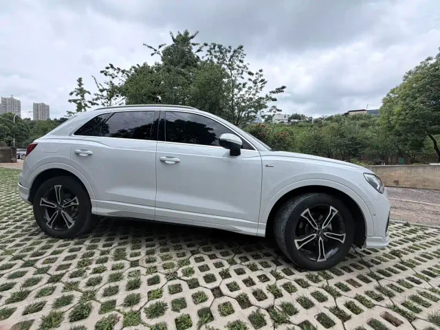 Audi Q3 — Фото автомобиля 6
