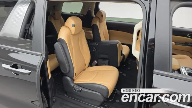 Kia Canival Carnival 4 поколение Дизель 11 мест Prestige — Фото автомобиля 12