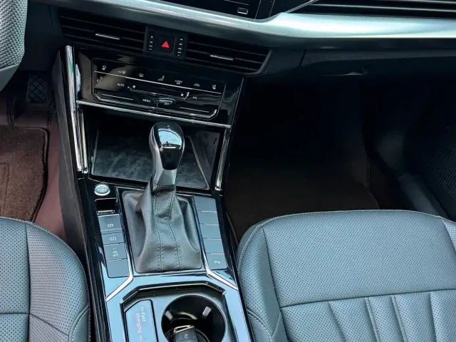 Volkswagen Passat — Фото автомобиля 17
