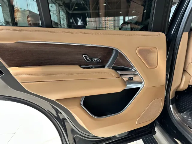 Land Rover Range Rover — Фото автомобиля 6