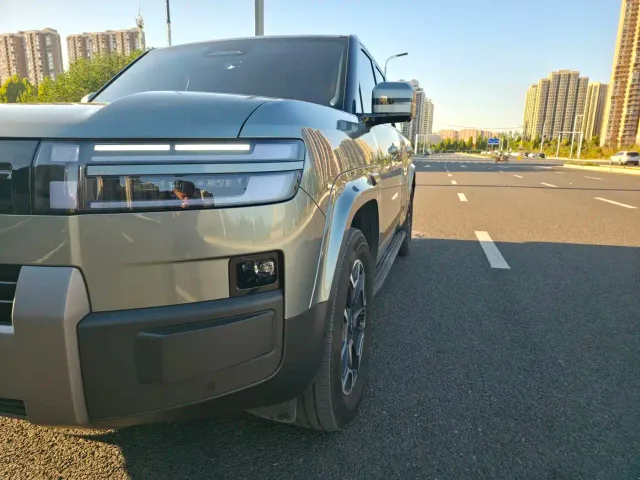 BYD FangChengBao Titanium 7 — Фото автомобиля 5