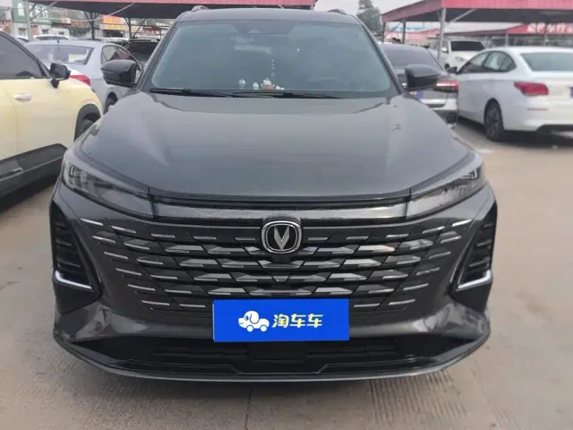 Changan CS75 Plus — Фото автомобиля 2