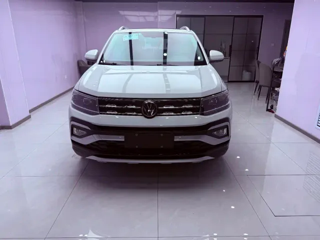 Volkswagen T-Cross — Фото автомобиля 4