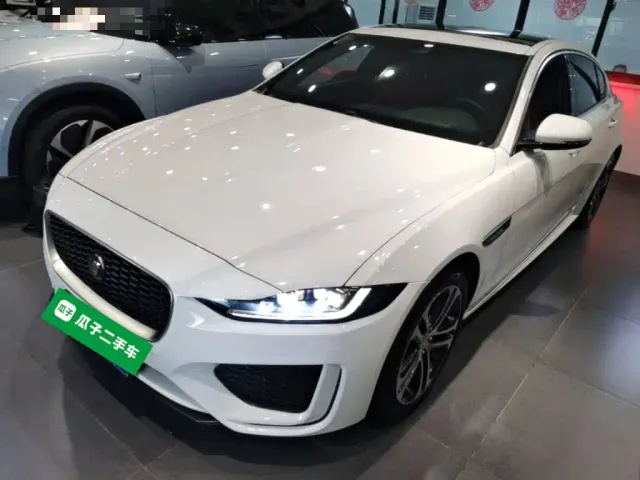 Фотография автомобиля — Jaguar XEL