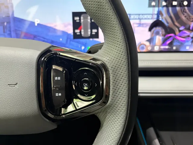 Geely Galaxy E8 — Фото автомобиля 10