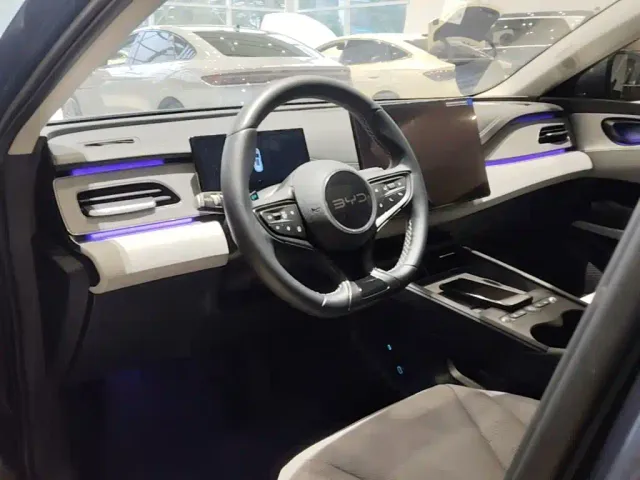 BYD Seal 06 DM-i Touring — Фото автомобиля 13