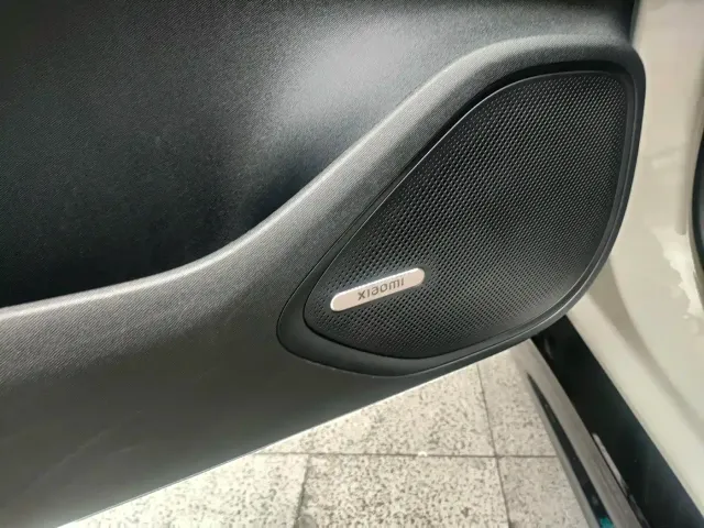 Xiaomi SU7 — Фото автомобиля 14