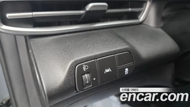 Hyundai AVANTE Avante (CN7) — Фото автомобиля 16