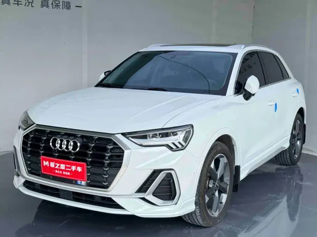 Фотография автомобиля — Audi Q3