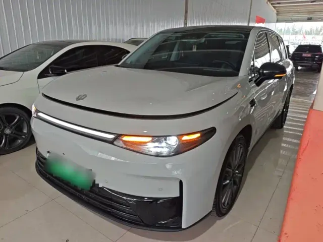 Фотография автомобиля — Leapmotor C10