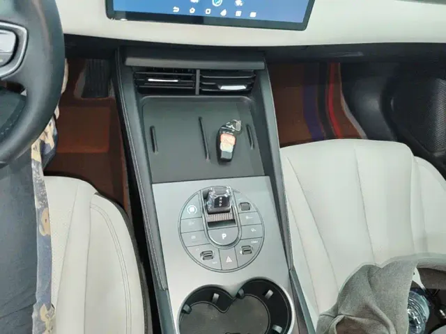 BYD Seal 06 — Фото автомобиля 13