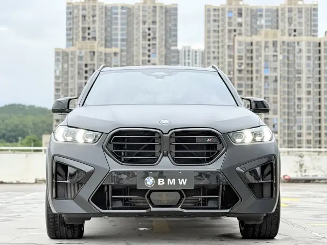 BMW X5 M — Фото автомобиля 3