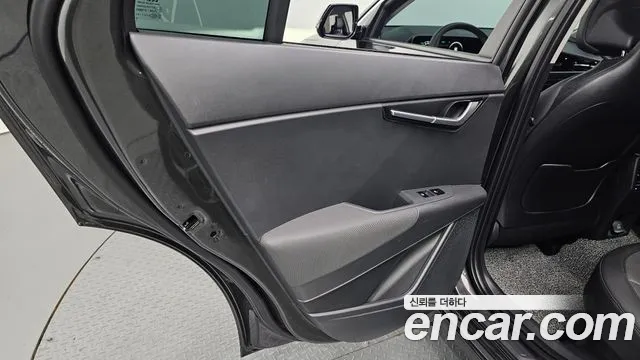Kia Niro The All New — Фото автомобиля 14