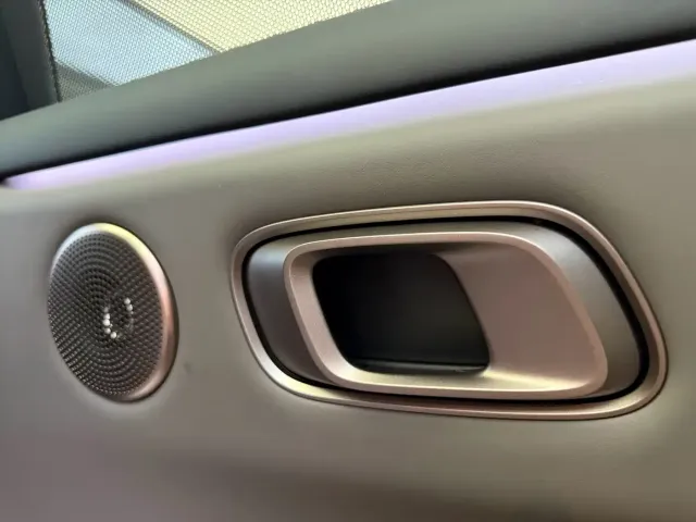 Li Auto i6 — Фото автомобиля 17