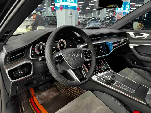 Audi A6L — Фото автомобиля 5