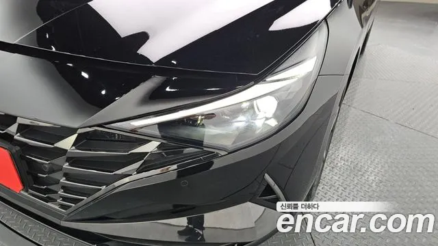 Hyundai AVANTE Avante (CN7) — Фото автомобиля 22