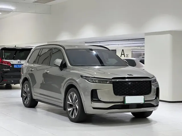Li Auto ONE — Фото автомобиля 3