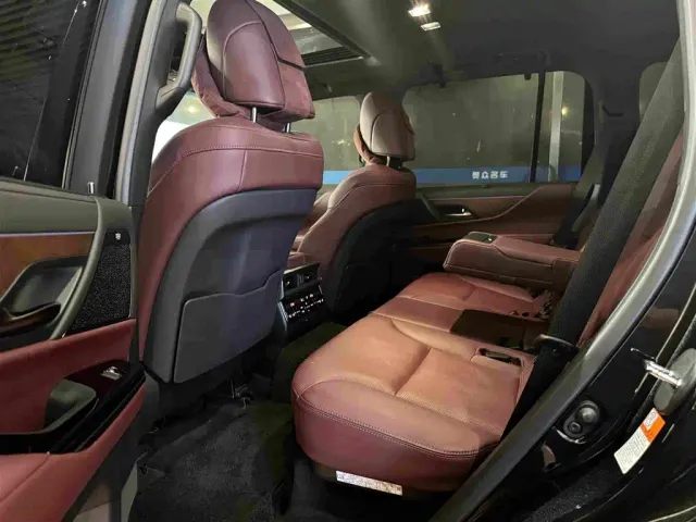 Lexus Lexus LX 2025 700h Boundary Edition — Фото автомобиля 5