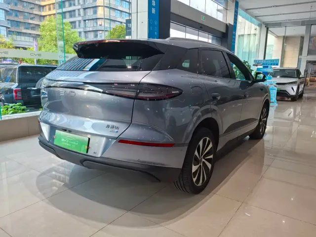 BYD Sealion 06 — Фото автомобиля 10