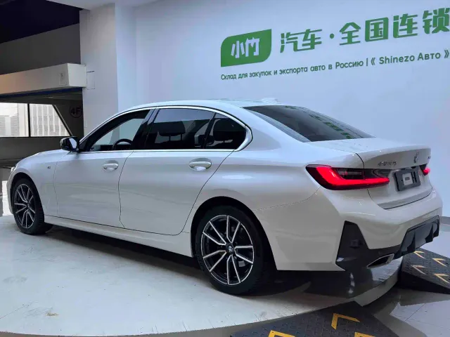 BMW 3 Series — Фото автомобиля 5
