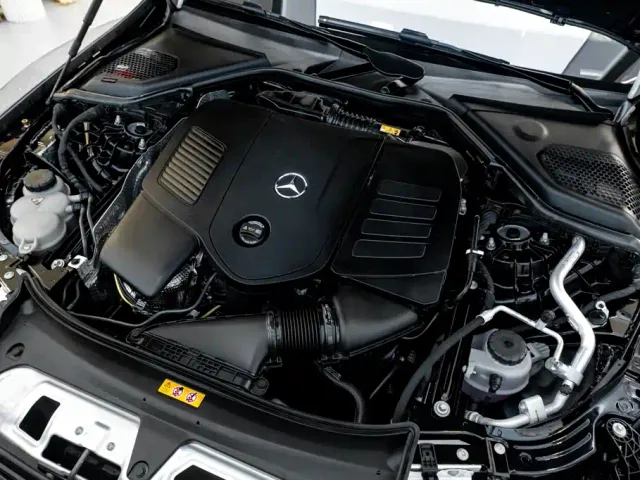 Mercedes-Benz E-Class — Фото автомобиля 11