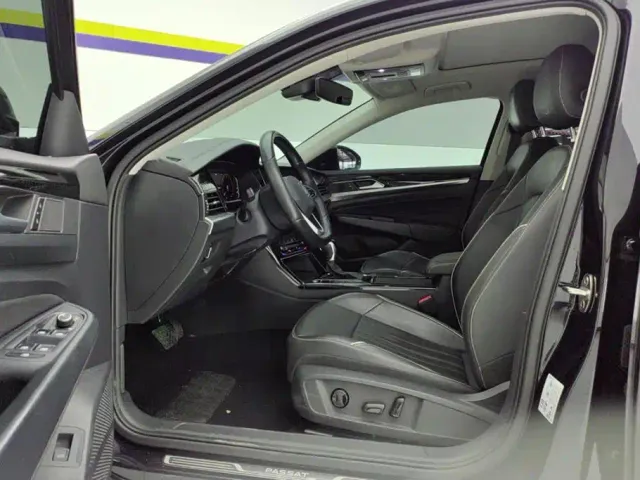 Volkswagen Passat — Фото автомобиля 9