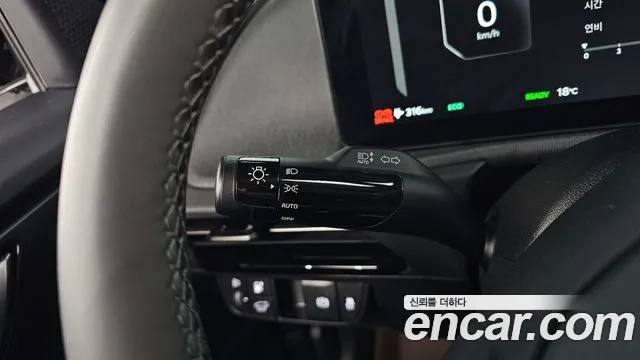 Kia EV6 New — Фото автомобиля 27