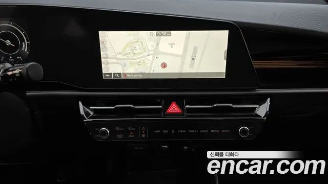 Kia Niro — Фото автомобиля 13