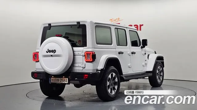Jeep Wrangler Wrangler (JL) 2.0 Overland 4 двери — Фото автомобиля 2